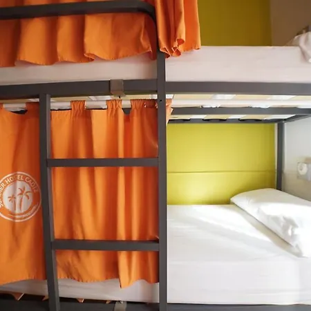 Summer Hostal