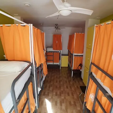 Hostal Summer *