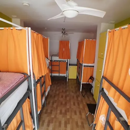 Summer Hostal